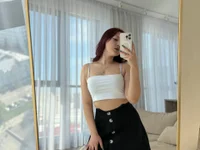 Model GoddamnSheSoHot