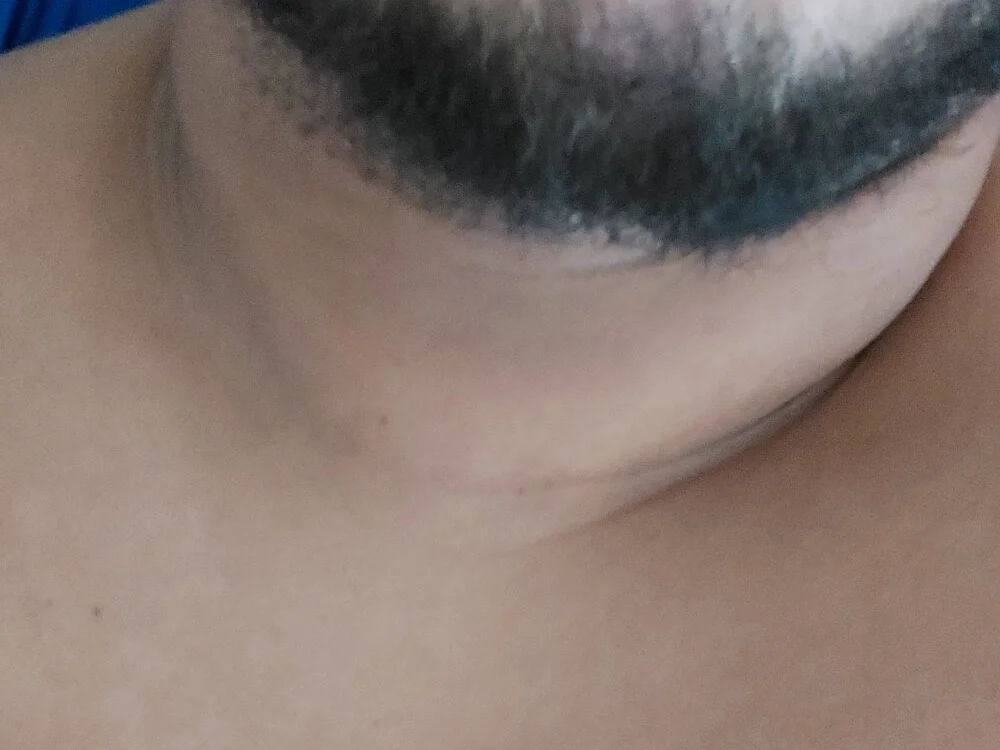 دردشة UrsoPeitudo01 الجنسية دون اتصال