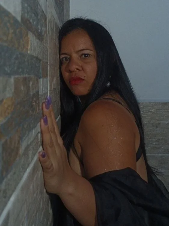 lapatronav2026's Offline Chat Room