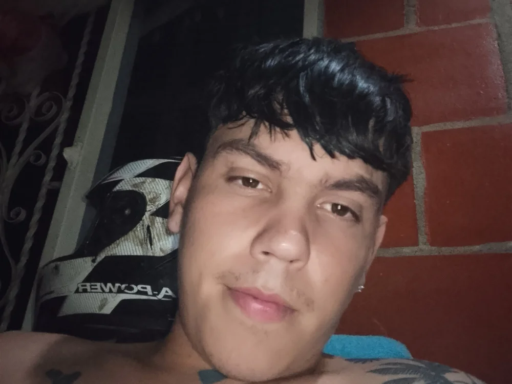 Offline chatovací místnost stripperjood