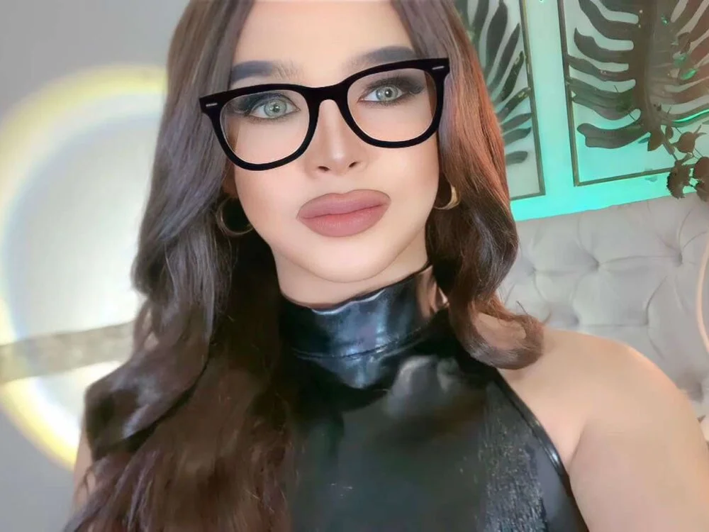 Miss_jassyjuicyandsexy Offline XXX Chat