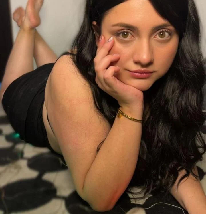 Selina_Sykes: офлайн-секс-чат