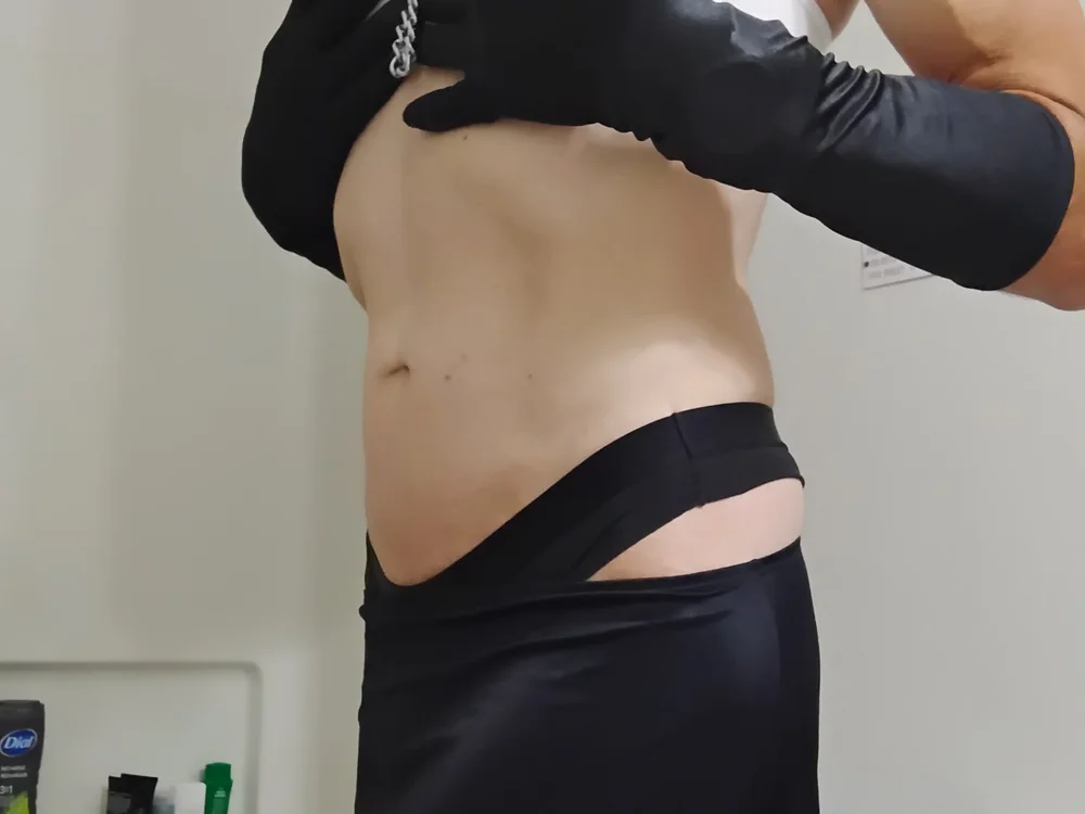 SashaRayishere Offline XXX-chat