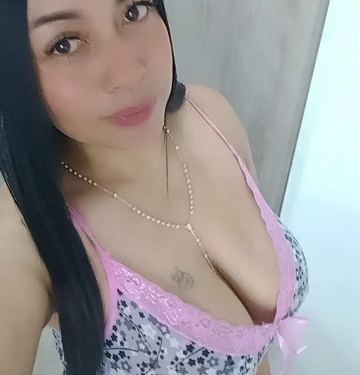 ariannajones' Offline XXX Chat