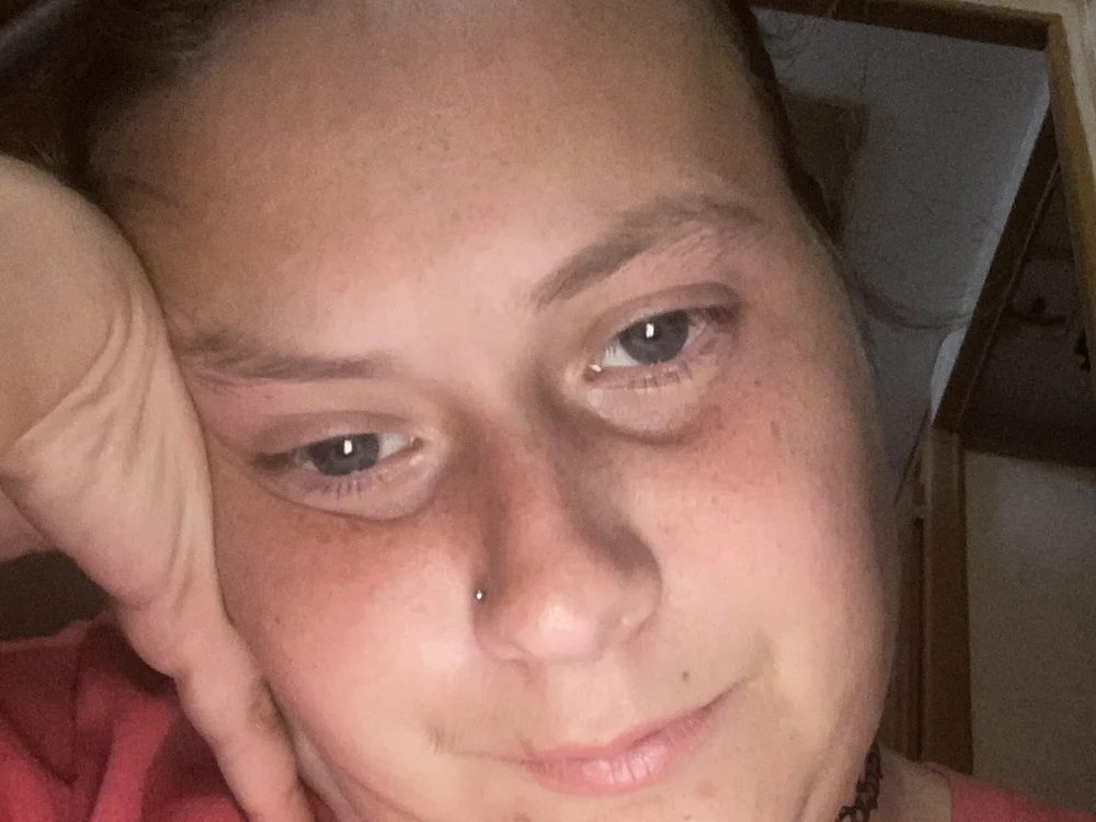 hotwife9898 offline chatrum