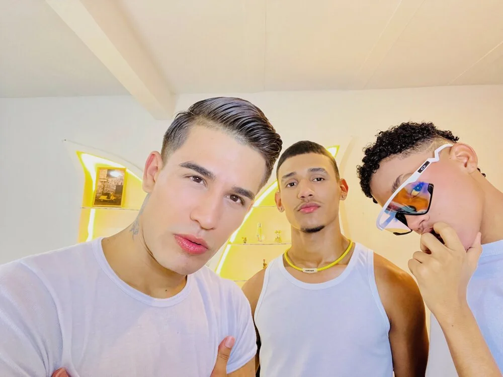 BIG_COCKS offline XXX-chat