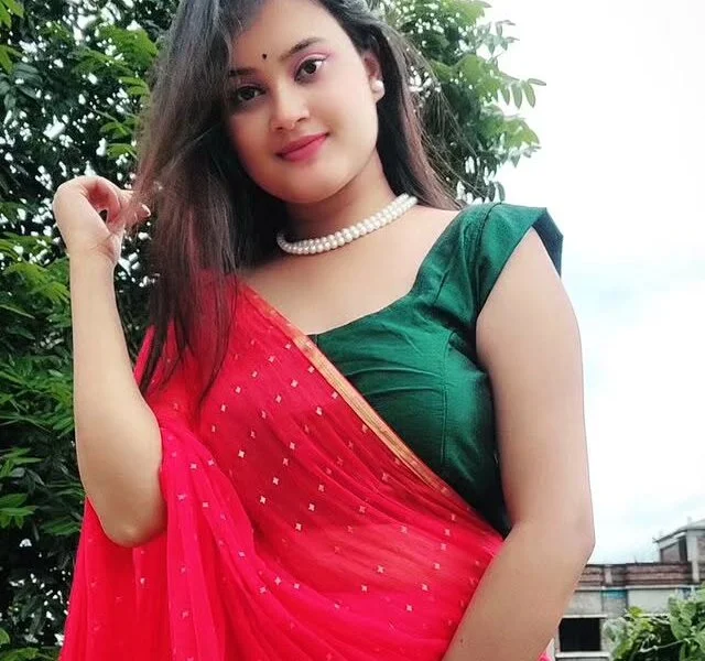 Miss__soniya146 離線 XXX 聊天