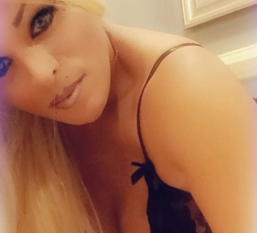 Sexytranswoman77: συνομιλία ΧΧΧ εκτός σύνδεσης