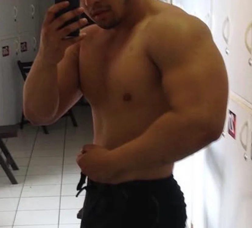 Apuci29 Offline XXX-chat