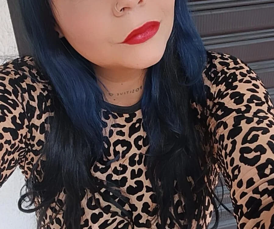 Miranda_azul Offline XXX-Chat