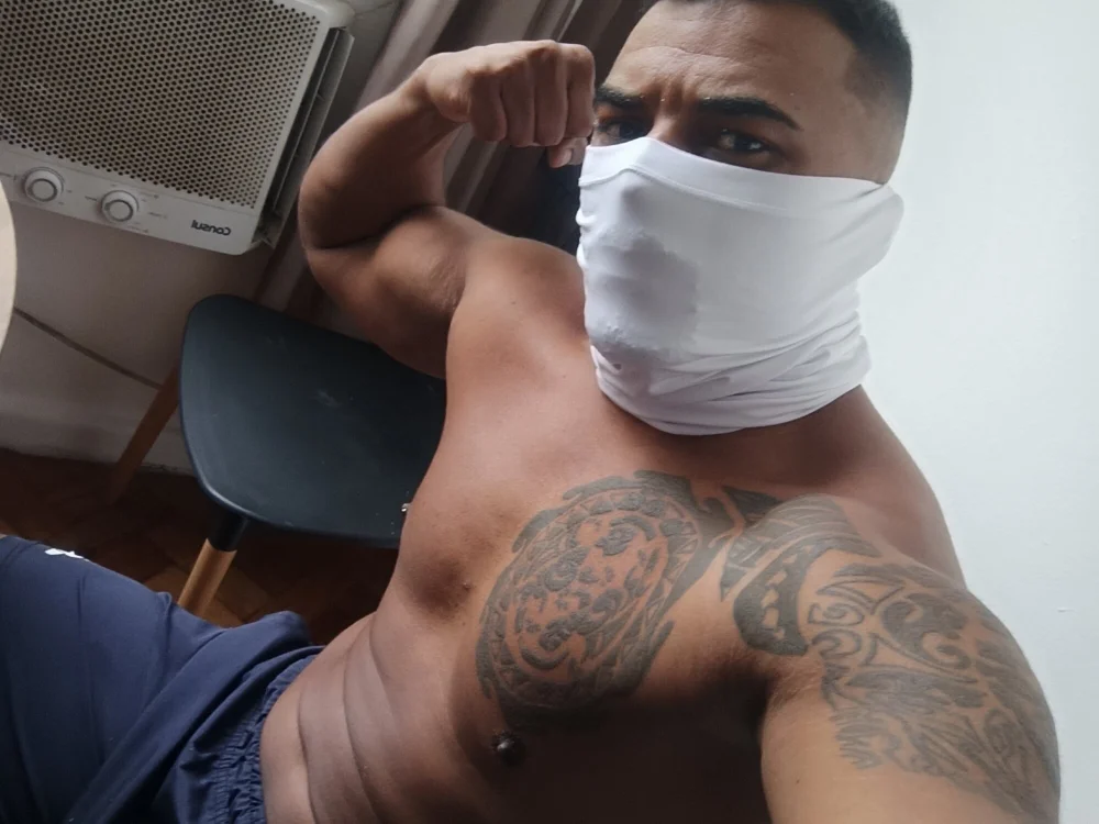 Blackkcouple Offline XXX Chat