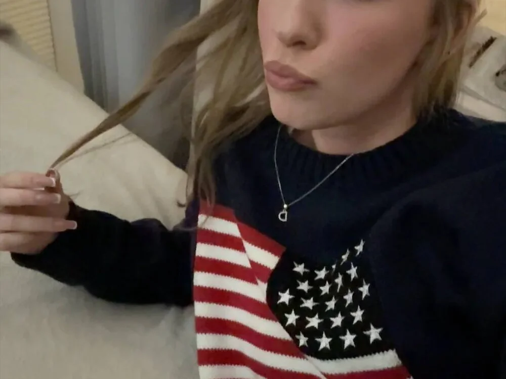 JoyeHappe offline XXX-chat