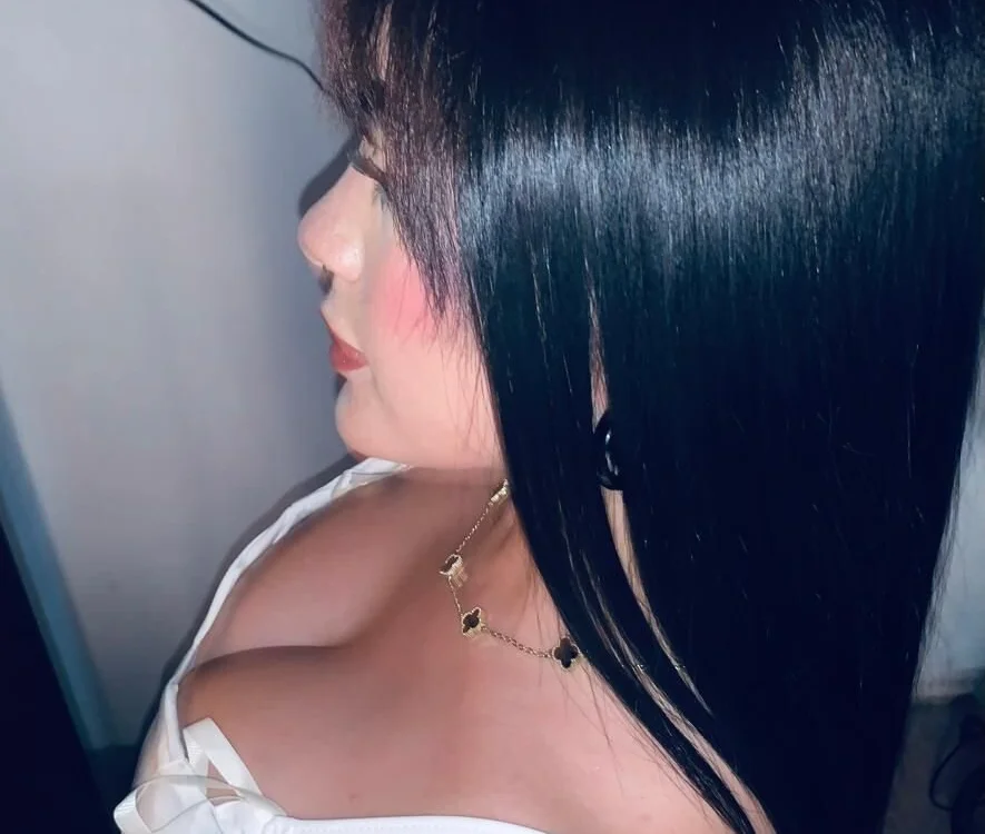 Offline XXX chat zoe_nyx