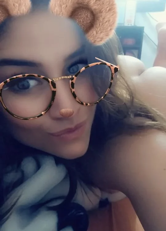 Michelle_Evanss' Offline Chat Room