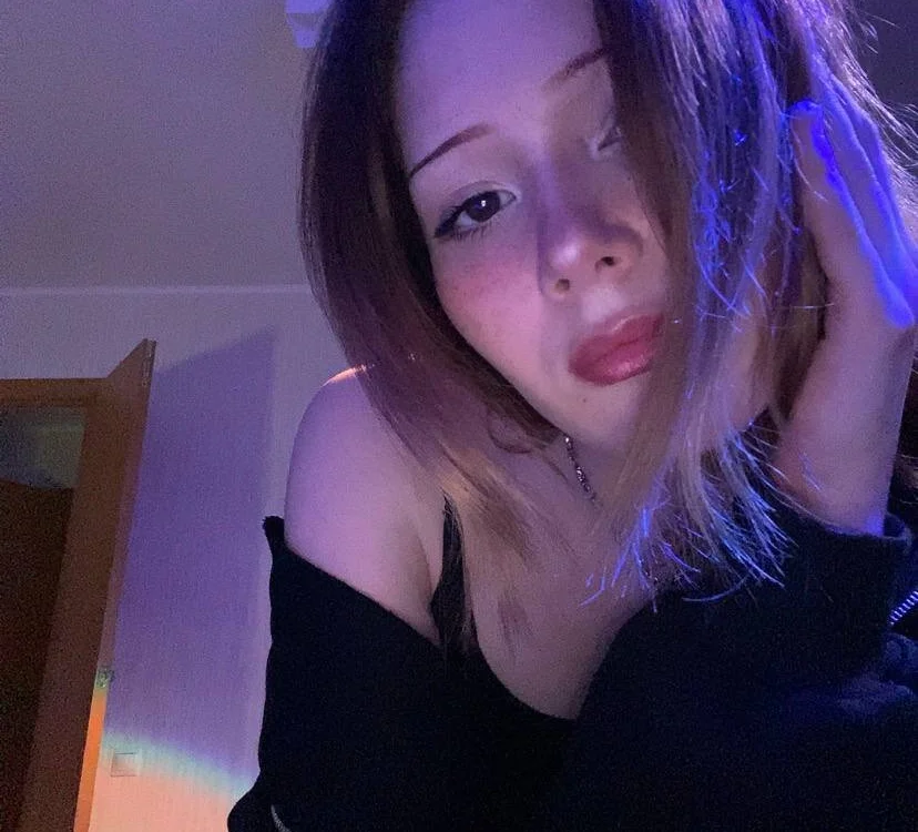 ItsNovellen Offline XXX chat