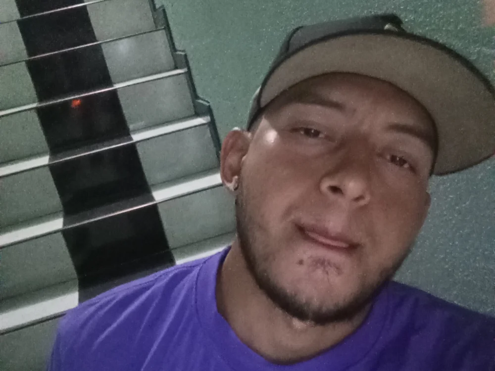 Alex214black213 offline chatrum
