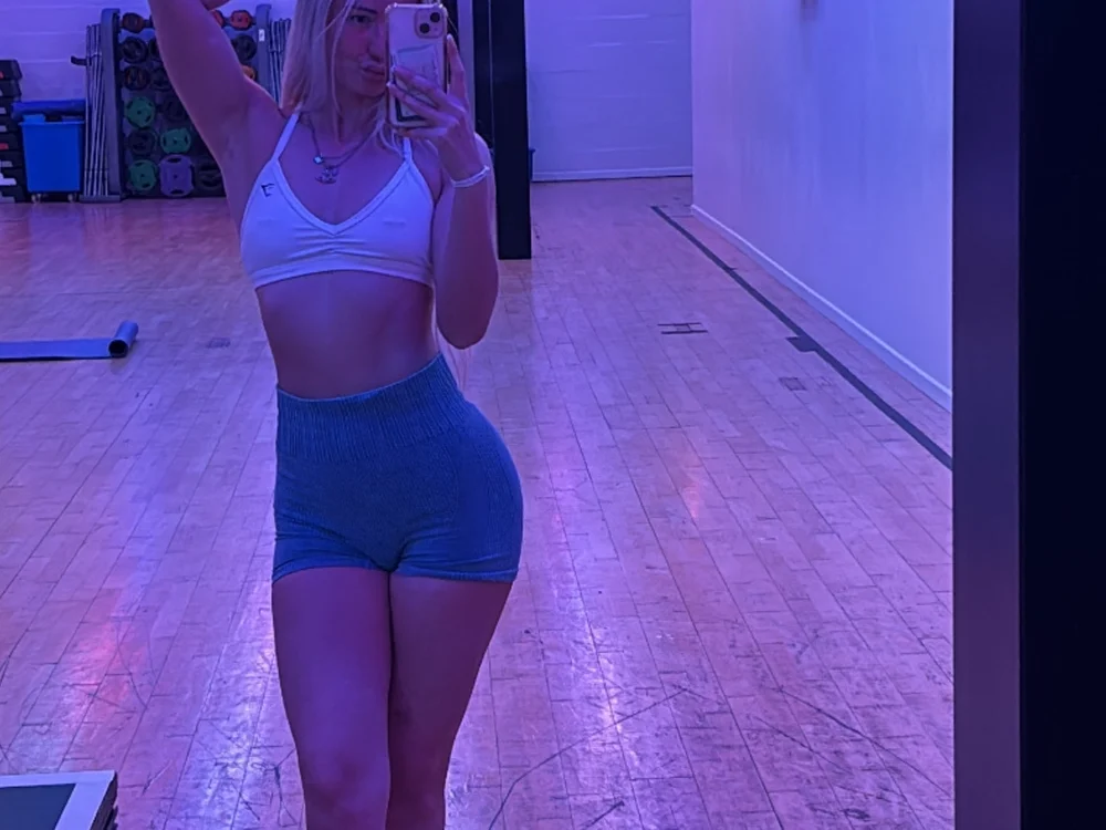 Chiarasour Chat XXX Ngoại tuyến