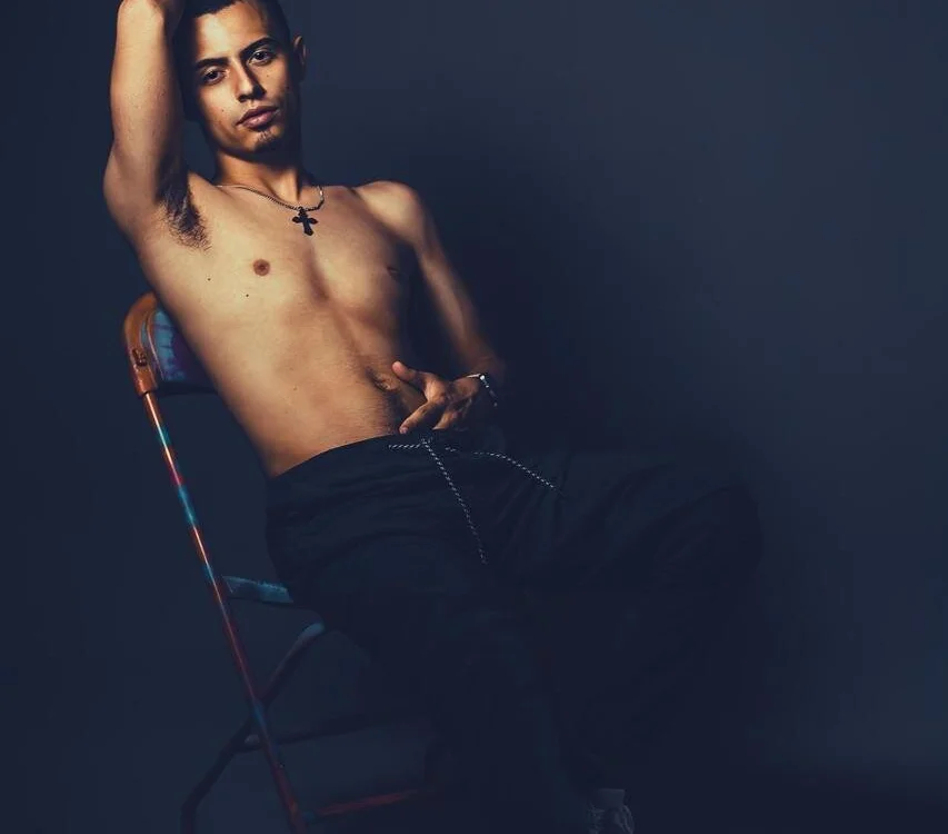 Gregory_mancini Offline XXX-Chat