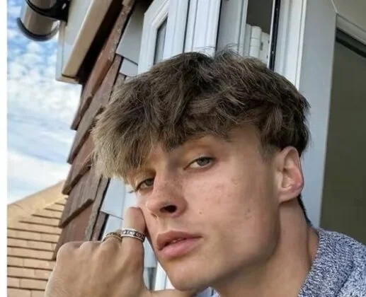 MrBallzz Offline XXX Chat