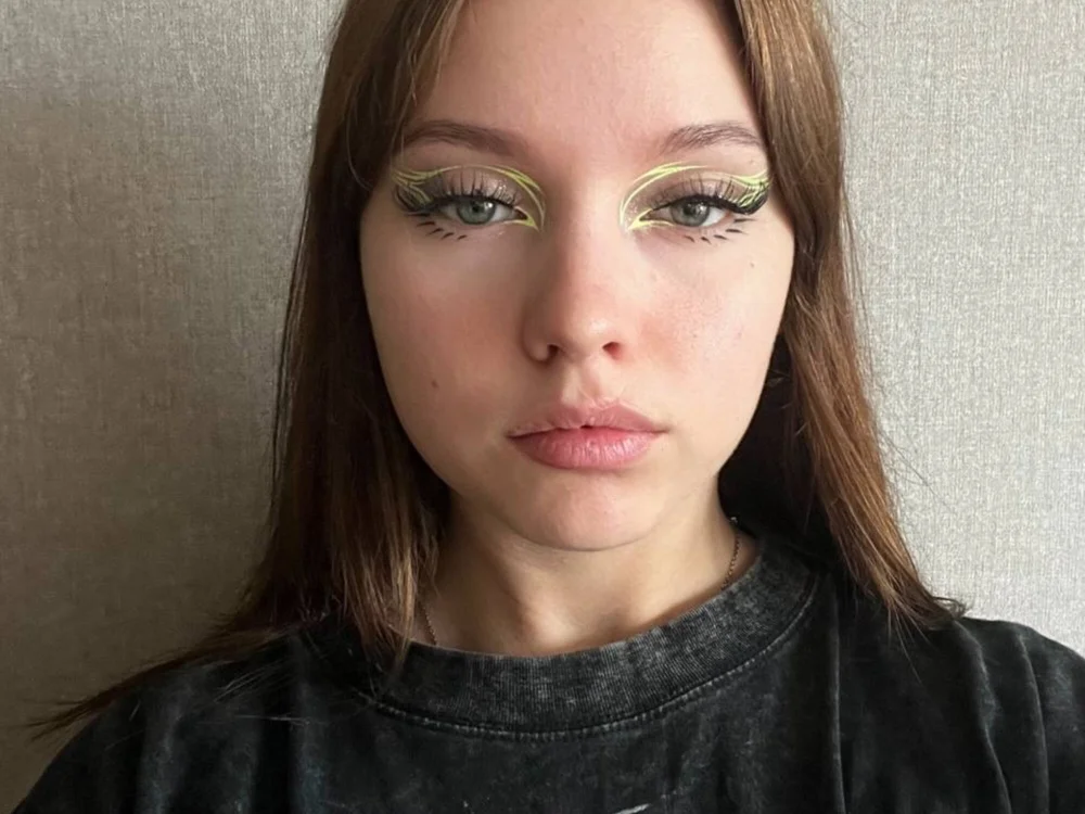 LeonorLovLu offline chatrum