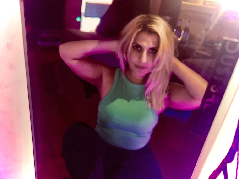 Bl00dy_Hell offline chatrum