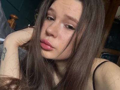 OdetteAven Live Cam and Statistics on UnifiedCams