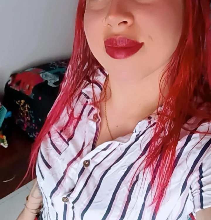 AbellaBlonde offline chatrum