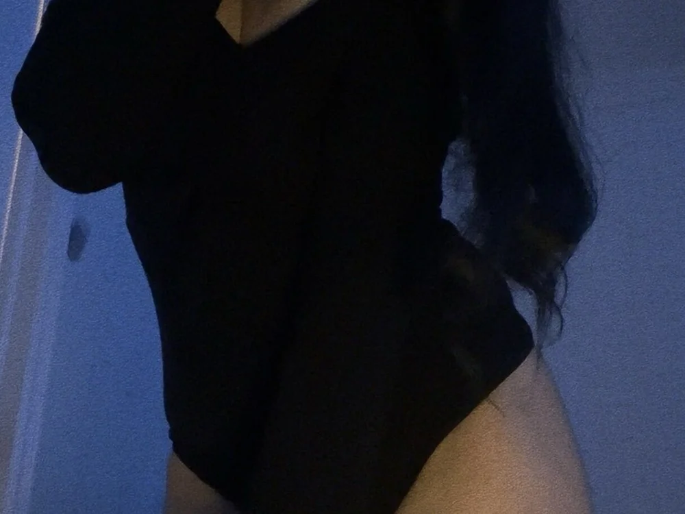 Elina_R Chat XXX offline