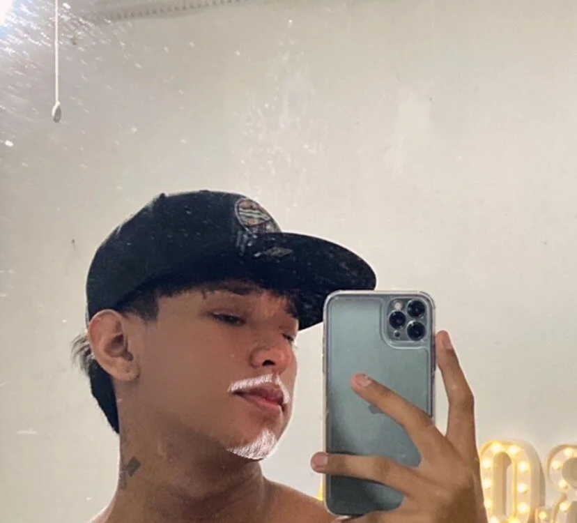 David_saenxx offline chatrum
