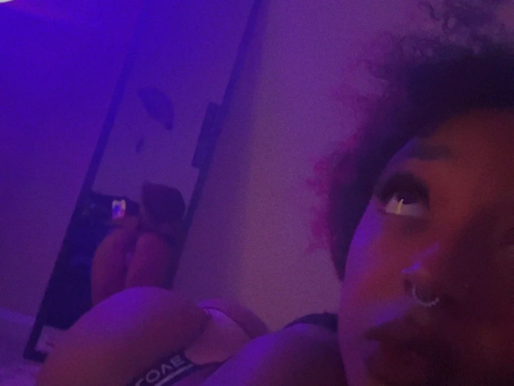 AshleyGreyson's Offline XXX Chat