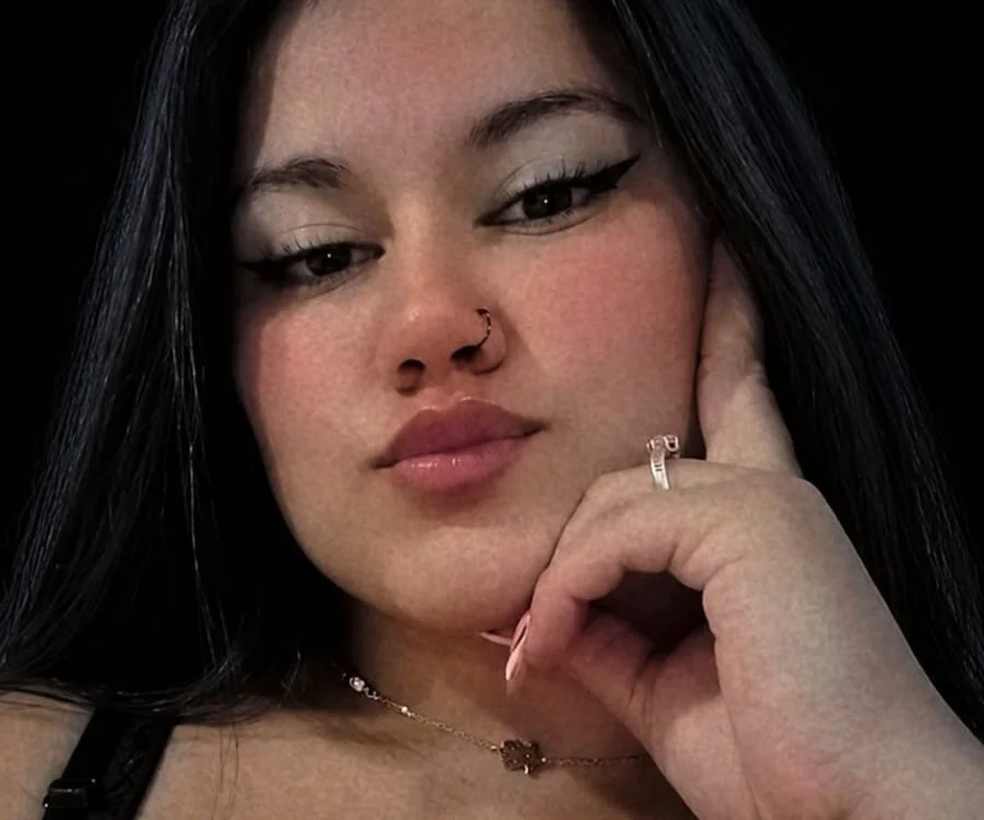 sharlotte_bigboobs 2
