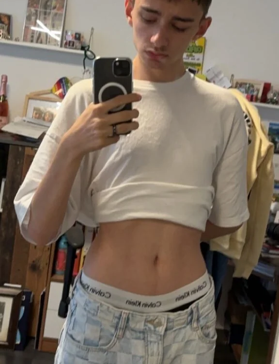 JustinTwink offline XXX-chat