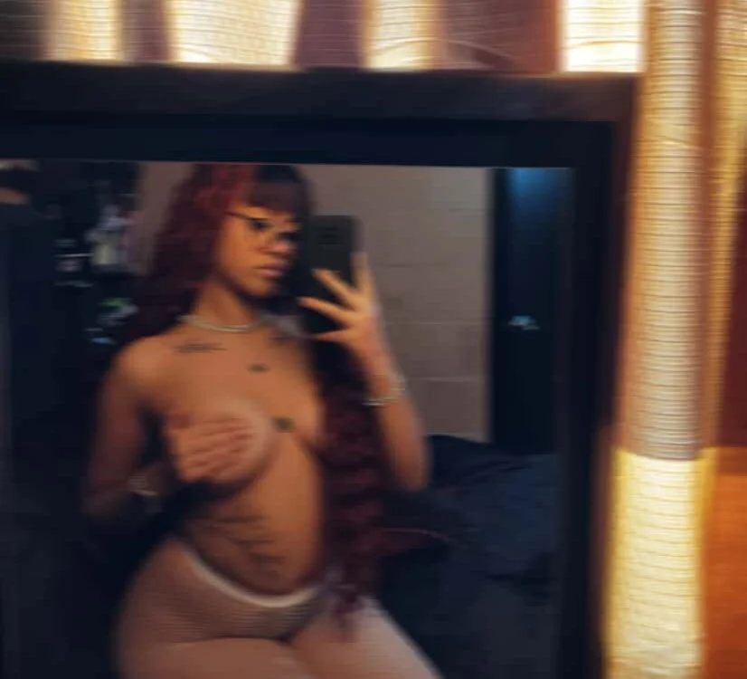 Taylor__Watson Offline XXX-chat