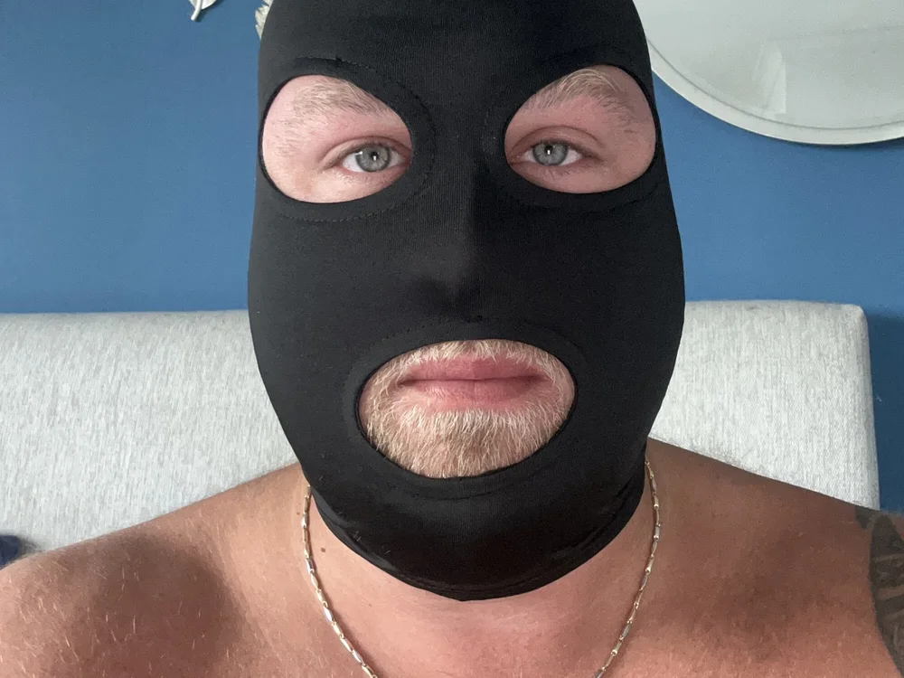 Offline chatovací místnost maskedbtm