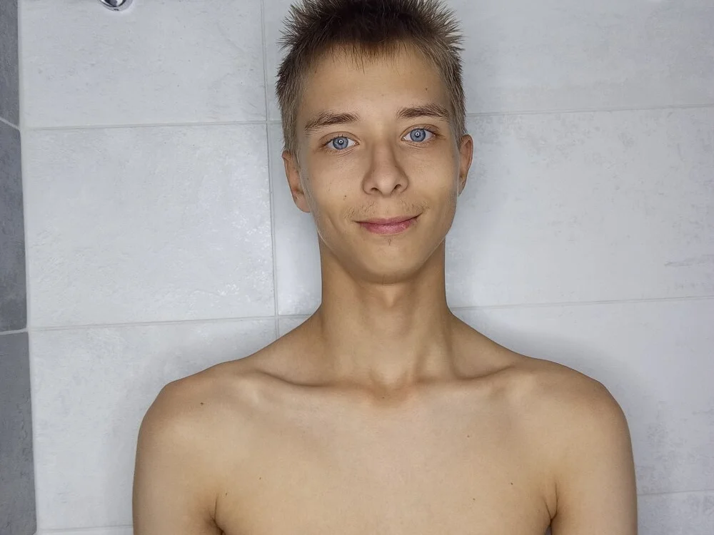 glasses_cat offline XXX-chat