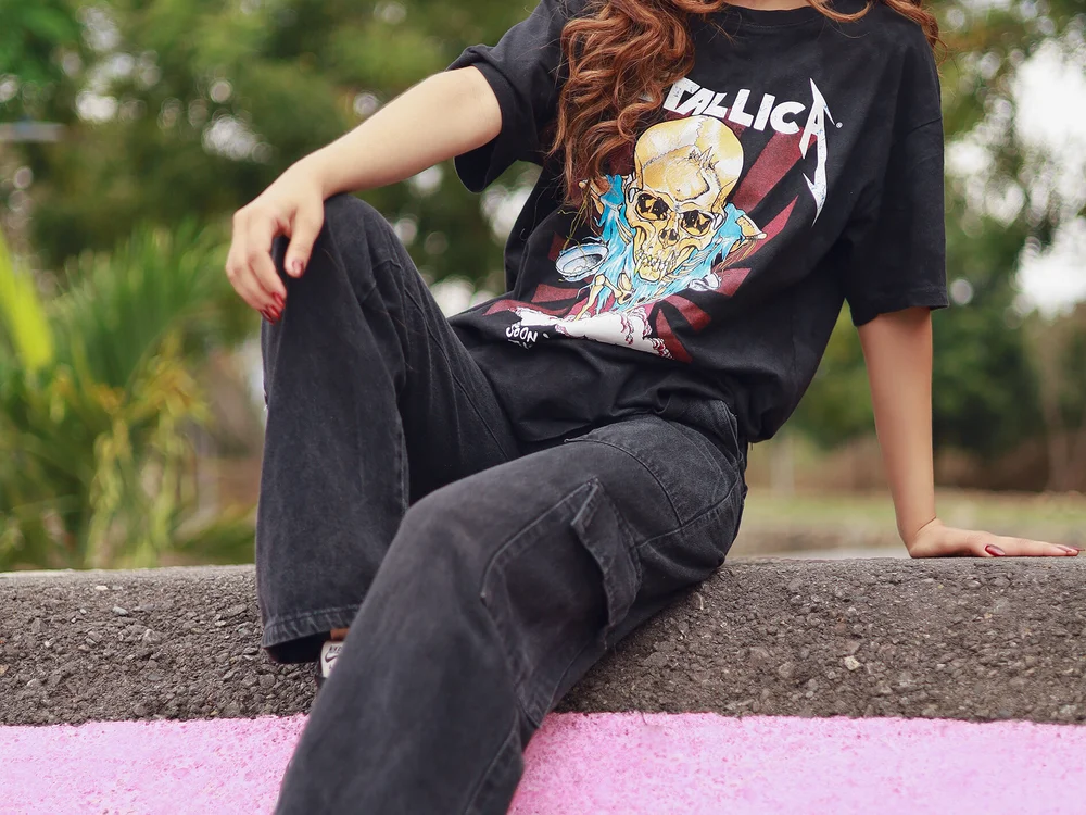 little-Emma: συνομιλία ΧΧΧ εκτός  σύνδεσης