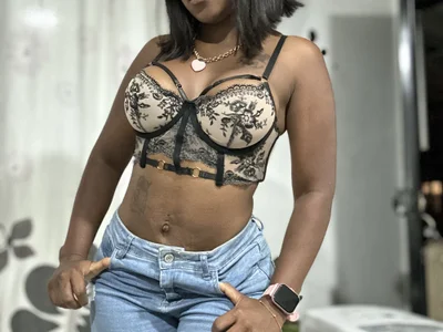 Barbiecamila Female Hd Live Webcam Strip