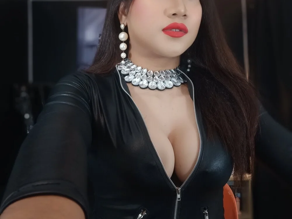 BlackAlison's Offline XXX Chat