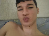 Paulhot018's Webcam Show