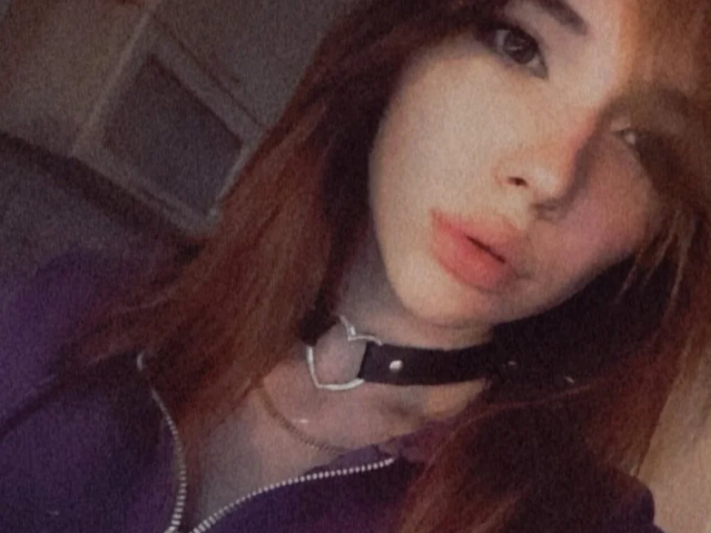 Laura_Key Offline XXX-chat