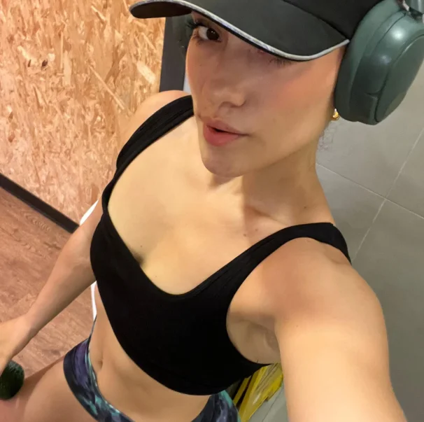 Pamela_Whiite Chat XXX offline