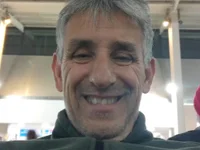 Claudio_Gallo_chupaConha's Offline Chat Room