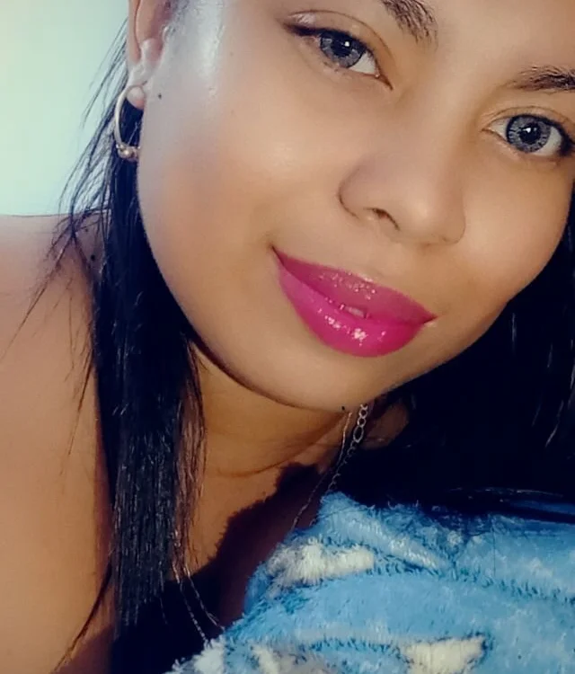 sexypaula-latina4u's most recent online preview