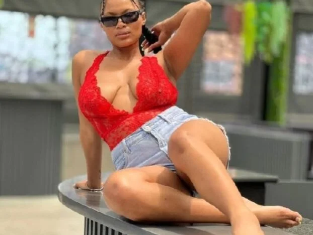 YummyYannie1 offline XXX-chatje