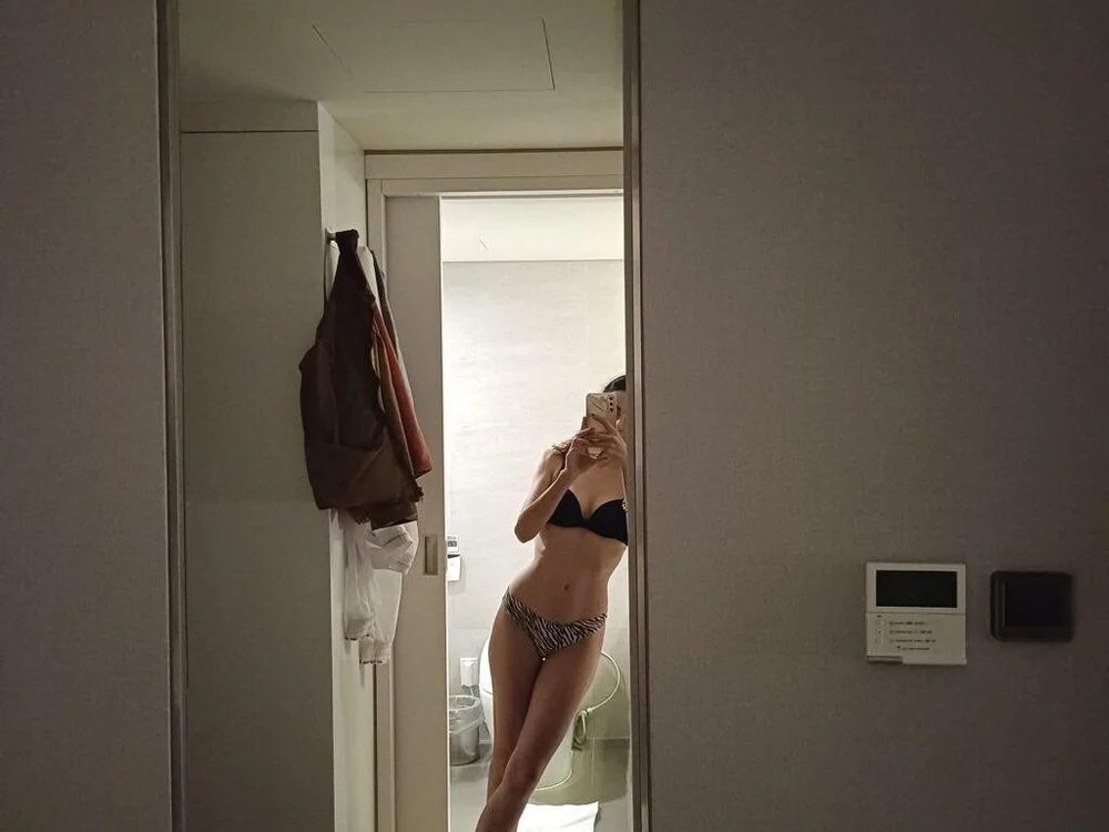 NadineMorandi Chat XXX offline