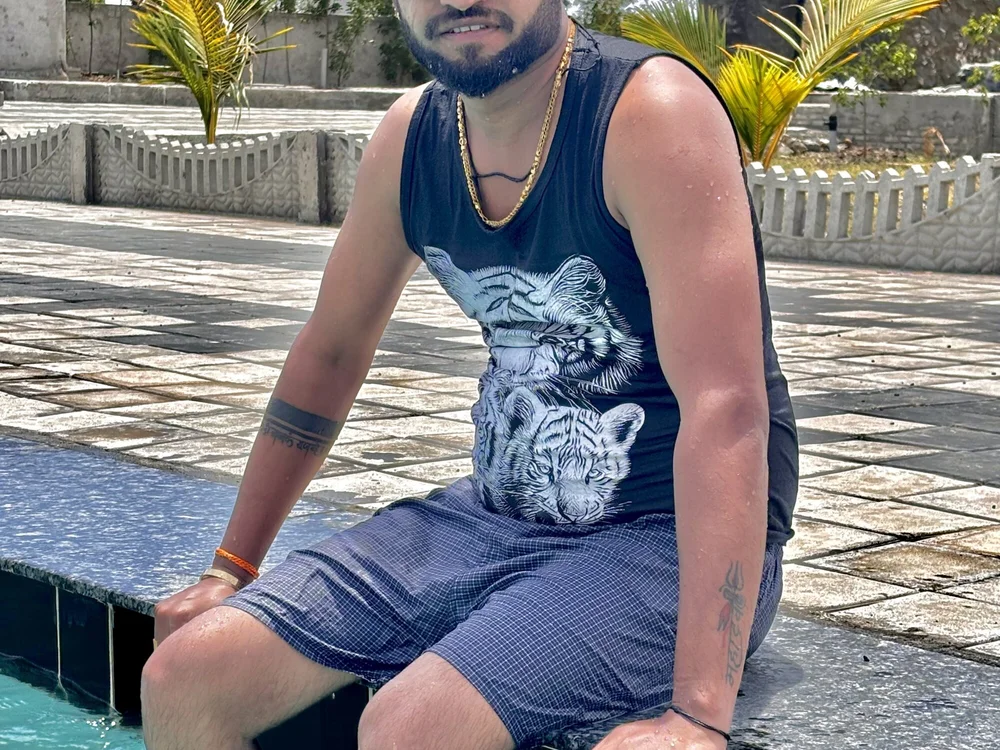 Manoj_kar123's Offline Chat Room