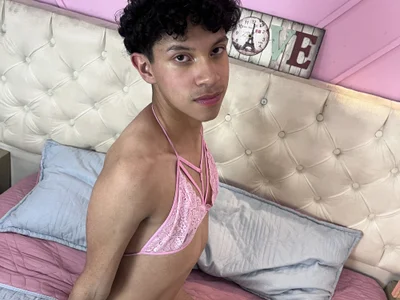 Athannya_hot profile