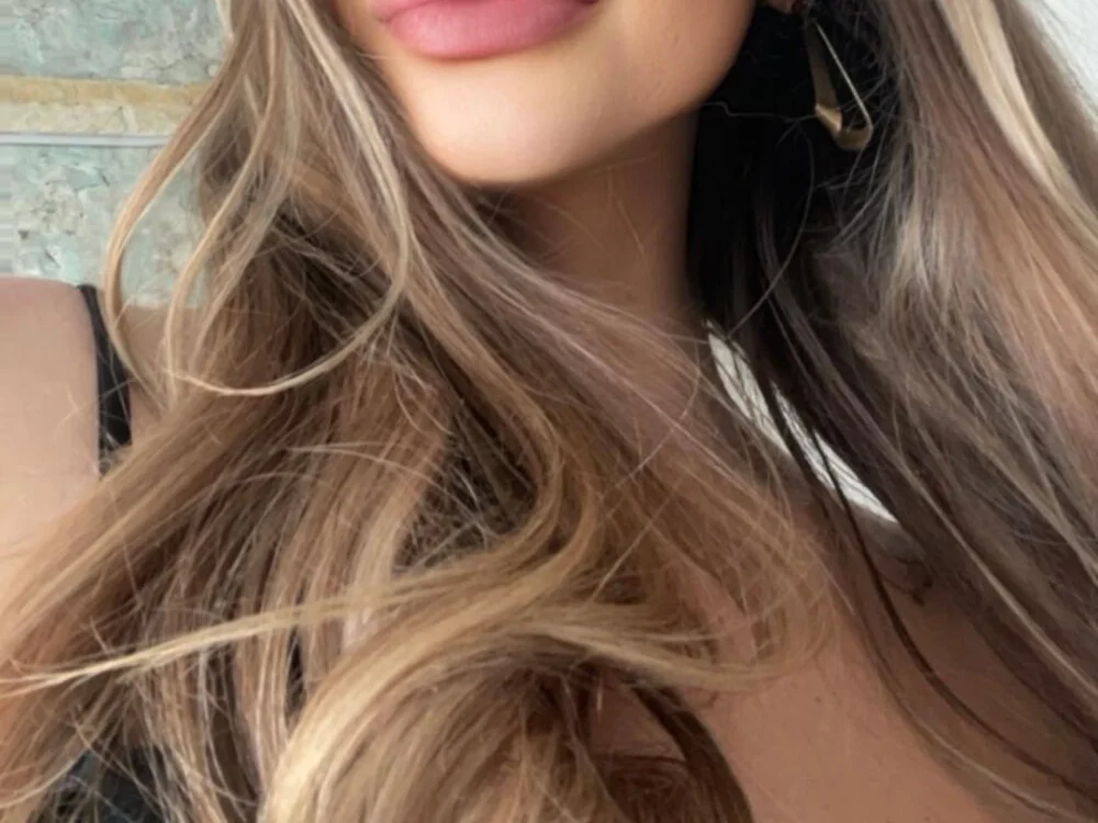 Blanca1's Offline XXX Chat