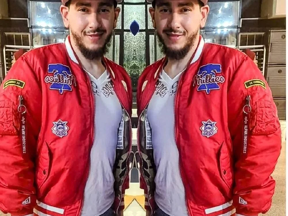 UltPleasure26's Offline XXX Chat