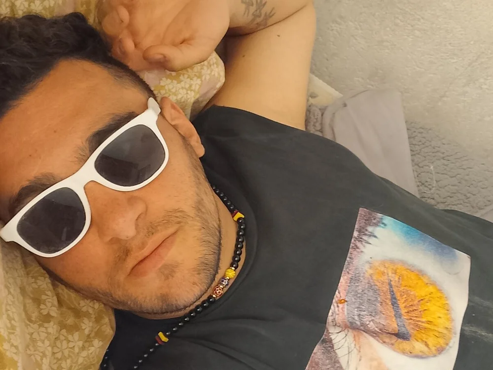 Valtthi_m92's Offline XXX Chat